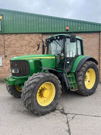 John Deere 6920 Traktor 40 184 €