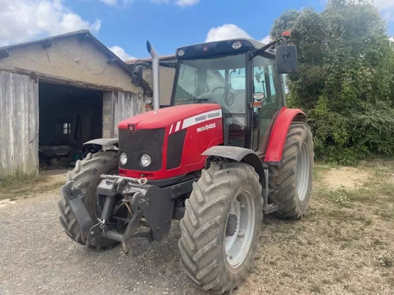 E-FARM: Massey Ferguson 5455 - Traktor - id WVDYTIV - 32.000 € - Baujahr: 2010 - Abgelesene Motorstunden: 4.950,Motorleistung (PS): 105,Frankreich