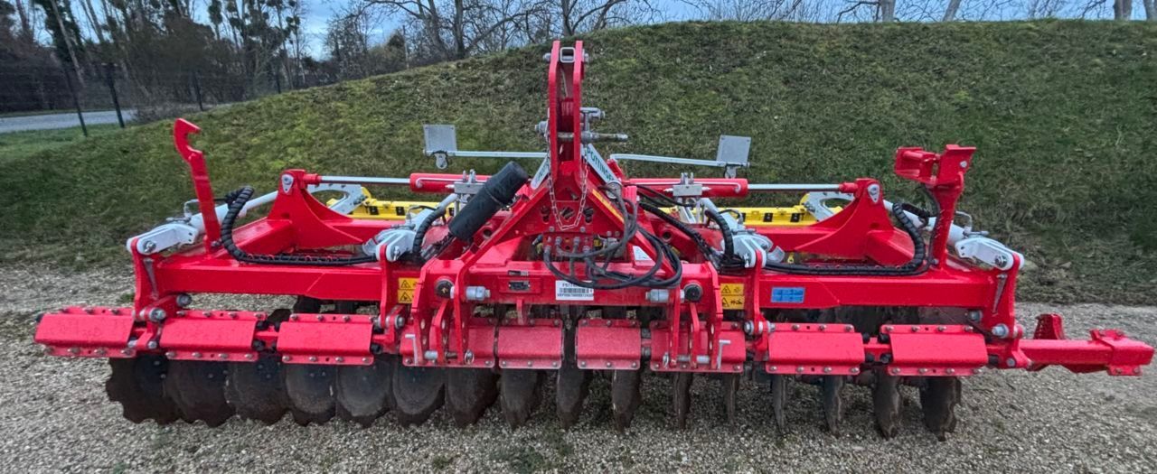 Pöttinger Terradisc  4001 K Cultivator €25,000
