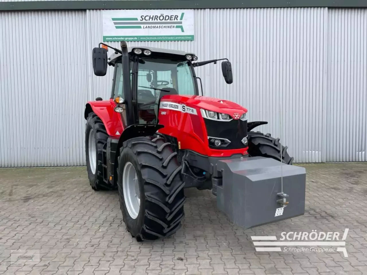 E-FARM: Massey Ferguson 7718S Efficient - Tractor - id AUSWQ15 - 81.885 EUR - Anul: 2020 - Citeste ore: 1.691,Muterea motorului: 180,Germania