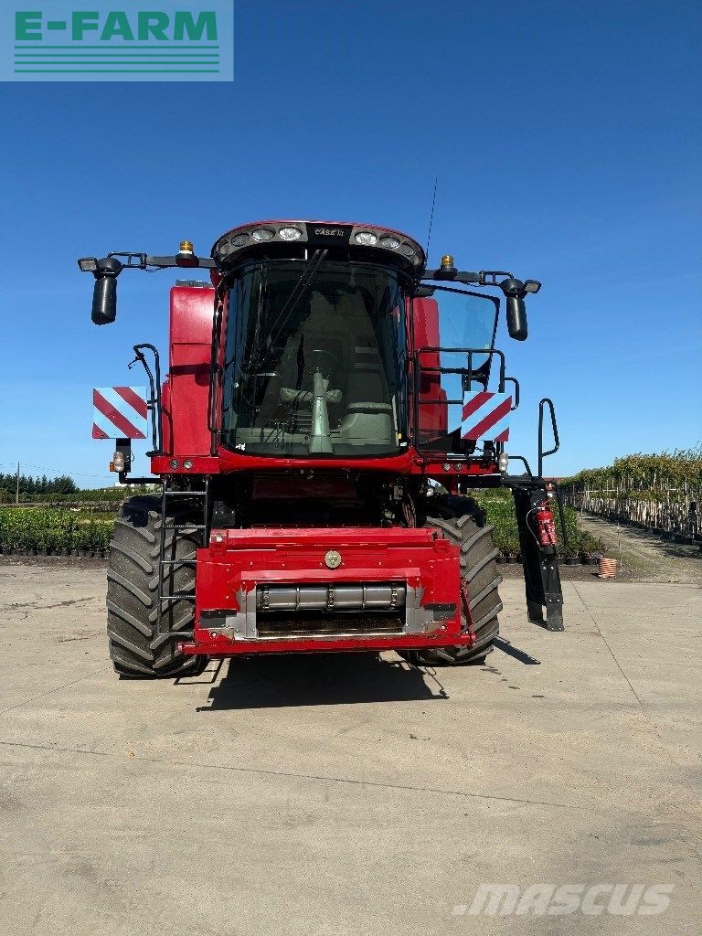 Case IH Axial Flow 6140 Kombajn zbożowy 185 439 €