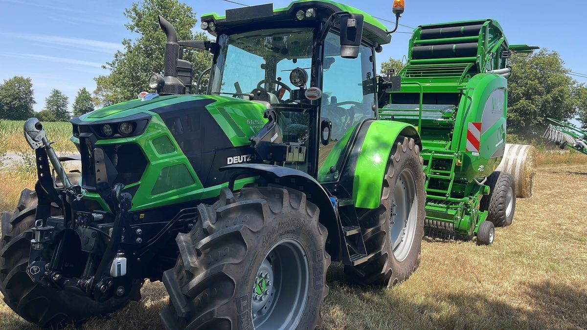 E-FARM: Deutz-Fahr 6125C - Traktor - id 5ITSDF4 - 72.000 € - Baujahr: 2022 - Abgelesene Motorstunden: 1.100,Motorleistung (PS): 125,Frankreich