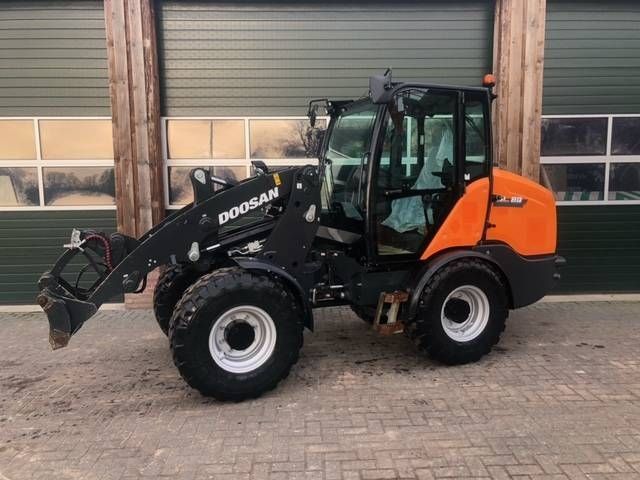 Giant doosan develon g5000 dl80-7 Ładowarka kołowa 38 950 €