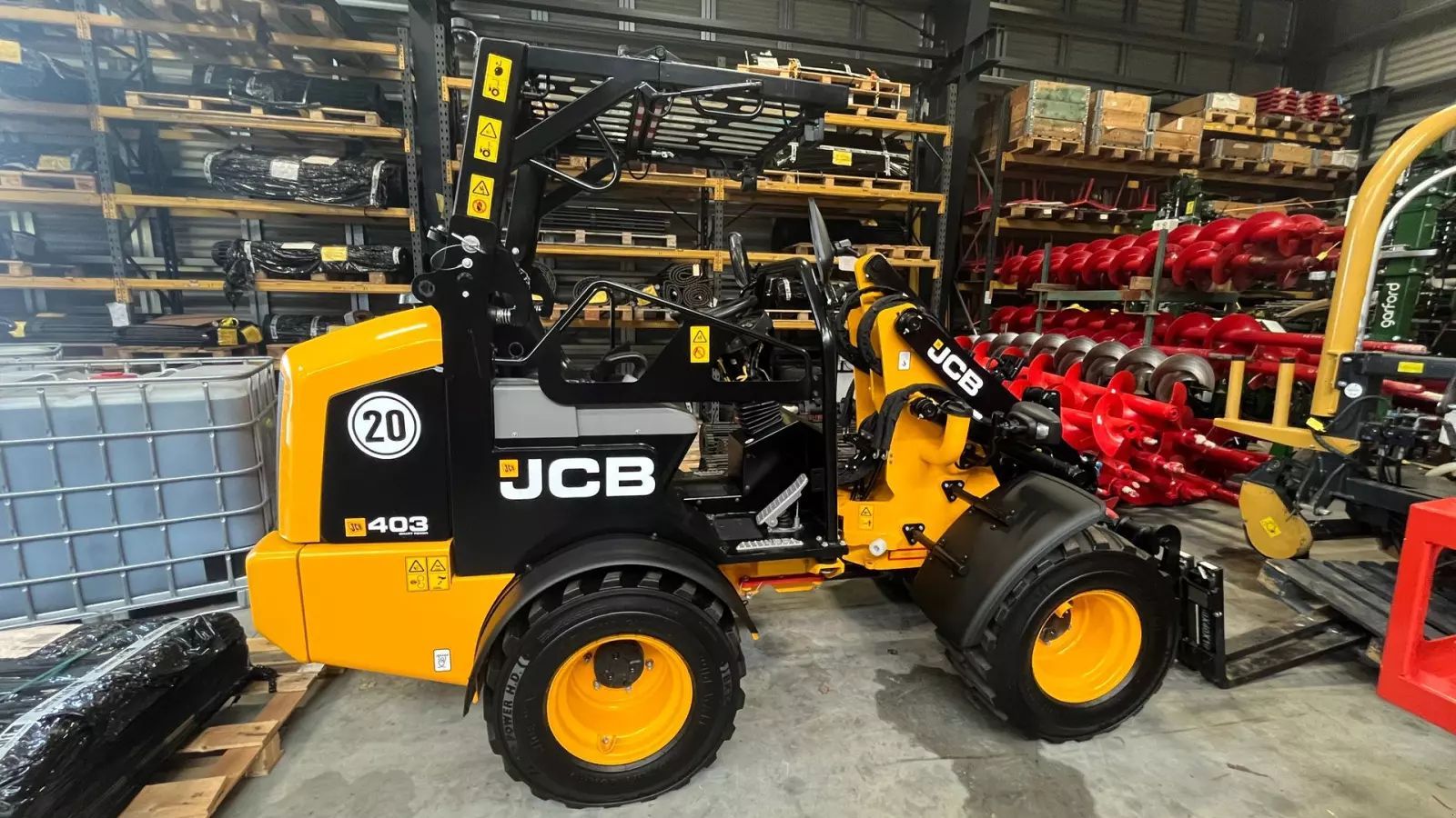 E-FARM: JCB 403 agri smart power - Radlader - id QMRZBLZ - 44.211 € - Baujahr: 2023 - Dänemark