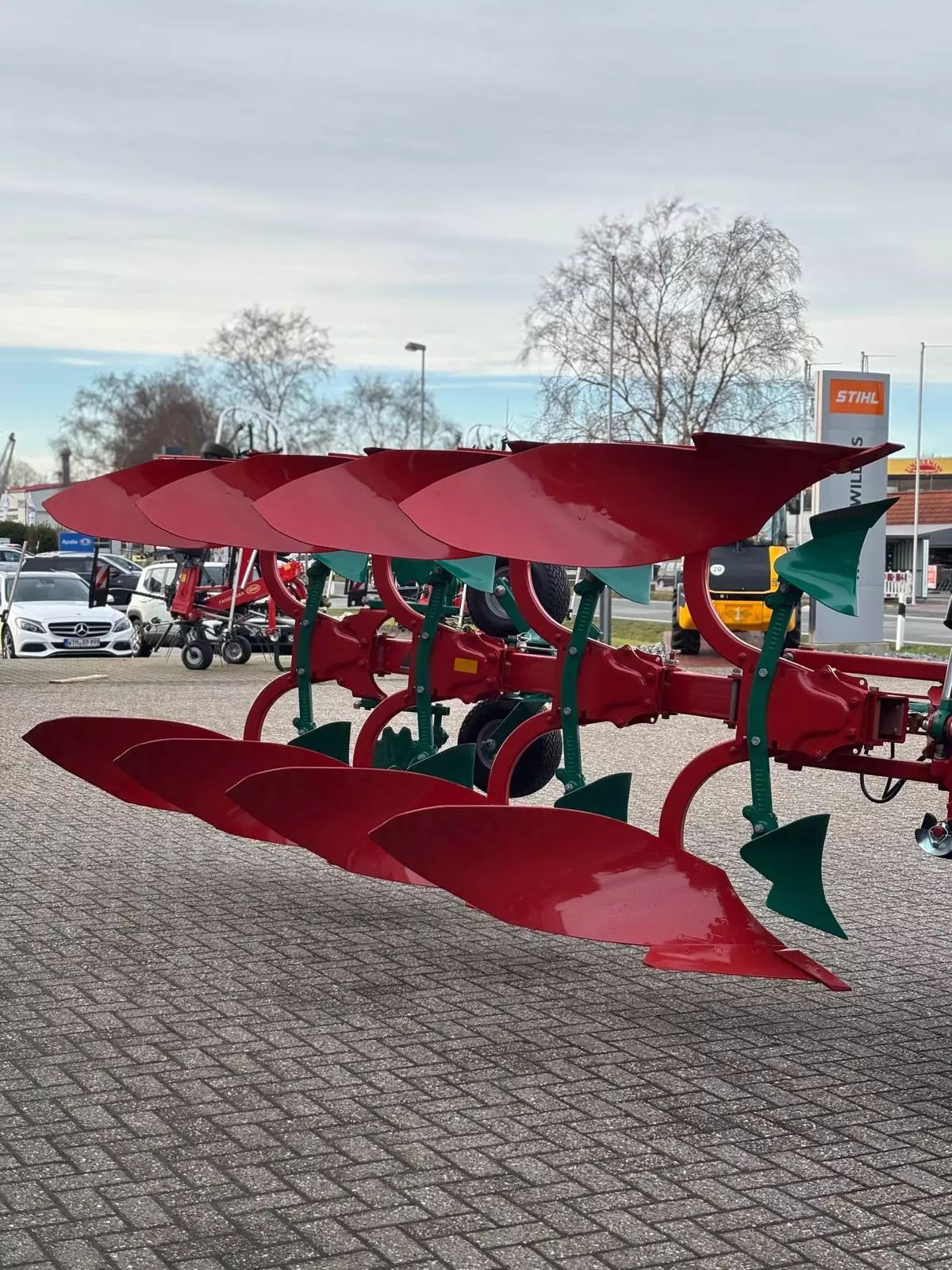 Kverneland 150 b Arado 16.900 €