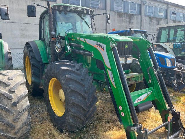 E-FARM: John Deere 6620 Premium - Tracteur - id CBTXJUL - 32 000 € - Année: 2002 - Lecture du nombre d'heure: 12 366,Puissance du moteur (chevaux): 125,Italie
