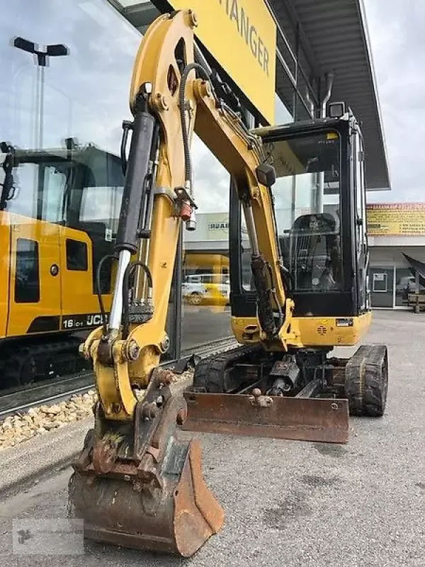 E-FARM: Caterpillar cat 301.7d minibagger kettenbagger schnellwechsler - Excavadora - id SSBCMFV - 16.806 € - Año: 2018 - Potencia del motor: 19,Alemania