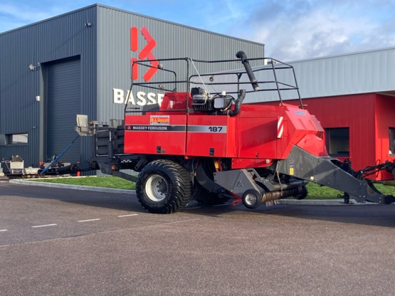 Massey Ferguson 187 baler €31,000