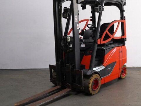 E-FARM: Linde e 18 ph evo 386-02 - Вилочный погрузчик - id 9JUHXRL - 9 400 € - Год выпуска: 2017 - Отработанные часы: 11 066,Германия