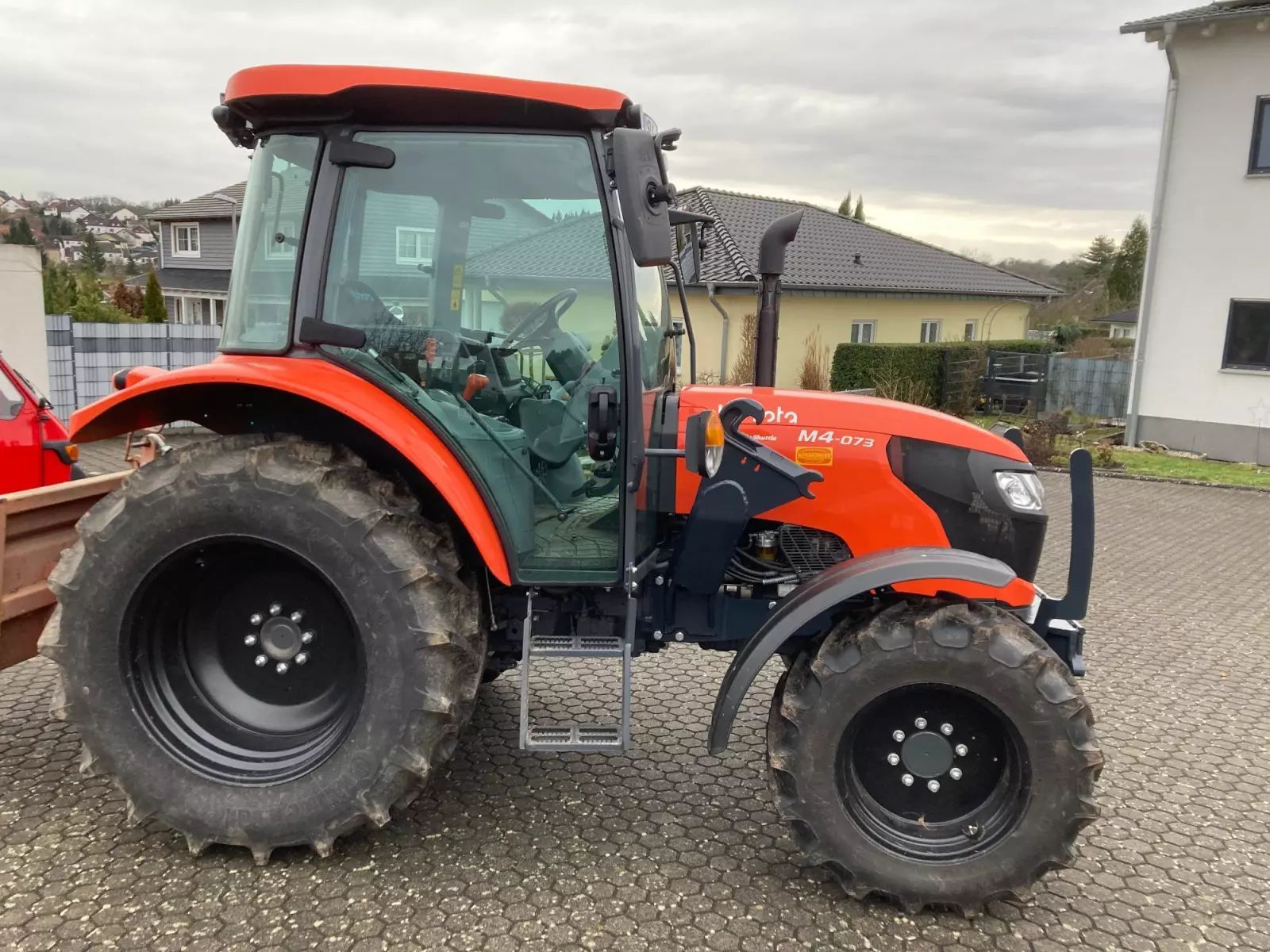 Kubota M4073 Traktor 46.500 €