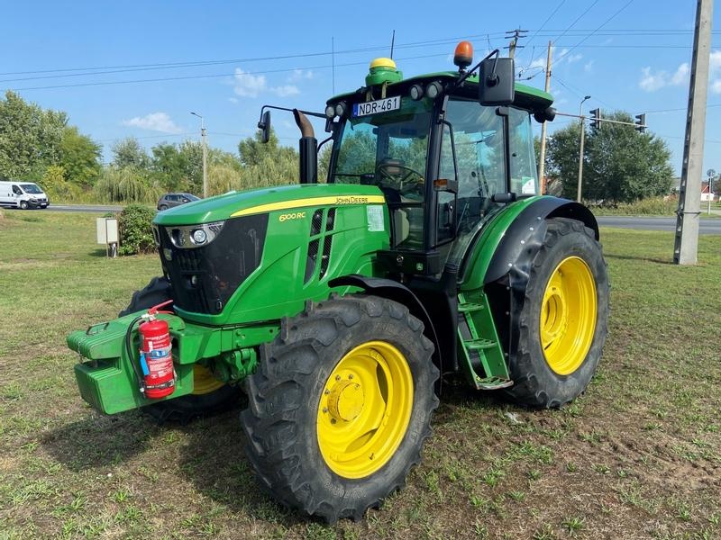 John Deere 6100 RC tractor 49.950 €