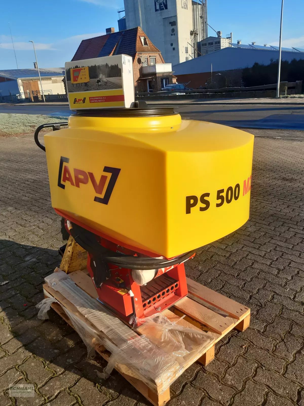 E-FARM: APV ps 500 - Vrtalnik - id SJBQTM2 - 5.900 € - Leto izgradnje: 2023 - Nemčija