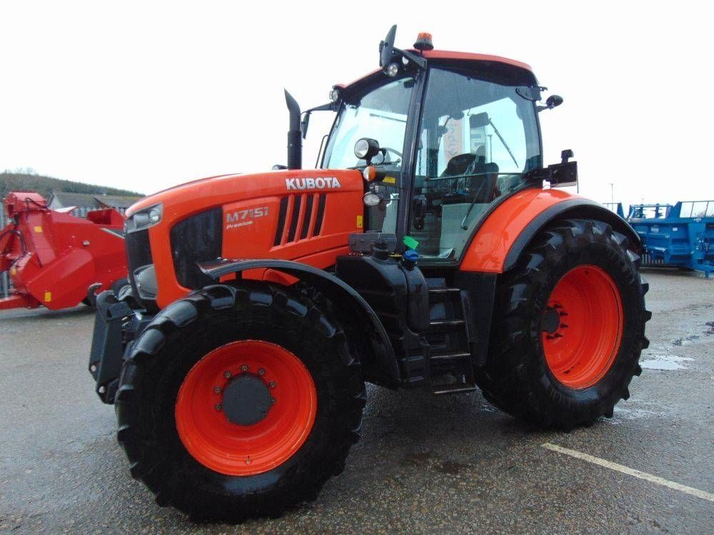Kubota M7151 Tractor 43.626 EUR