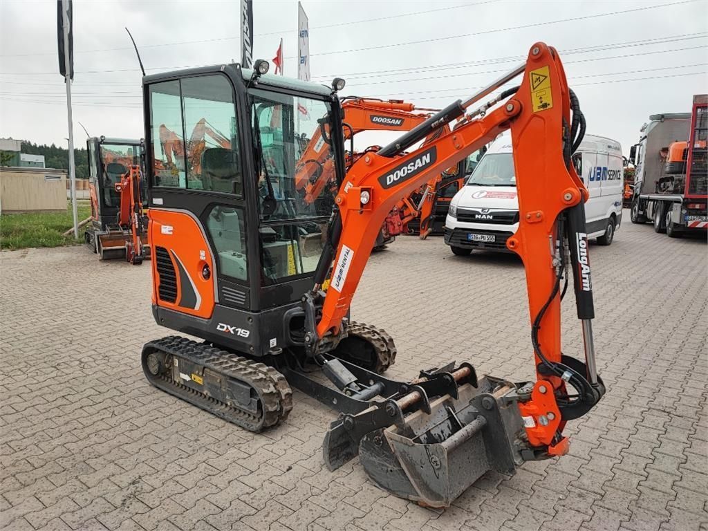 Doosan dx19 minibagger Mini excavadora  26.000 €