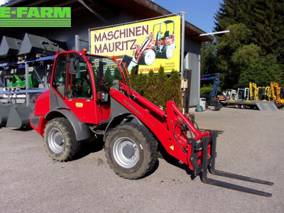 KRAMER 850 - Chargeuse sur pneus - id AGRRLU4 - 26 600 € - Année: 2008 - Puissance du moteur (chevaux): 60 | E-FARM