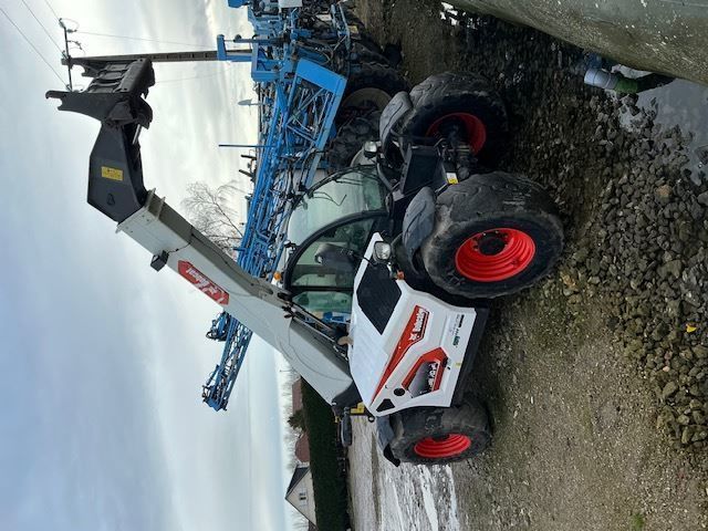 Bobcat tl38.70hf Телескопический погрузчик 49 900 €