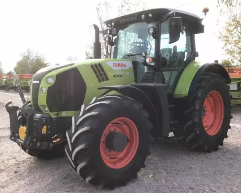 E-FARM: Claas Arion 650 - Traktor - id MZGAE3T - 118.000 € - Baujahr: 2022 - Abgelesene Motorstunden: 293,Motorleistung (PS): 185,Deutschland