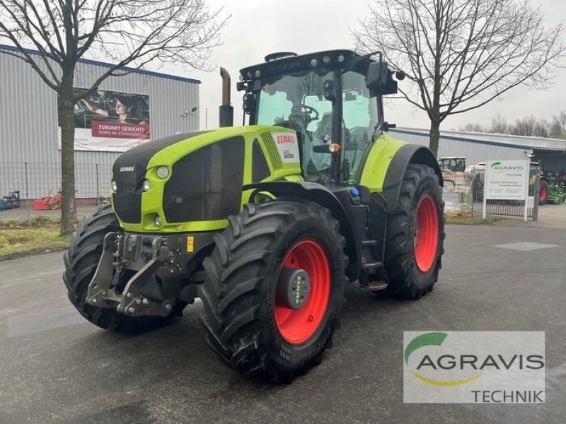 Claas Axion 920 tractor €109,900