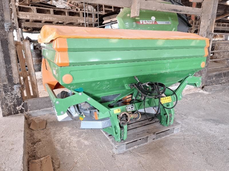 E-FARM: Amazone za-m - Fertiliser spreader - id DNGYBRV - €5,000 - Year of construction: 2012 - France
