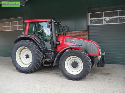 E-FARM: Valtra T151e HiTech - Tractor - id DGPB8Y8 - €38,000 - Year of construction: 2009 - Engine hours: 9,066,Engine power (HP): 155,Germany