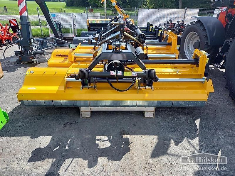 Müthing mu-l 280 vario mit hydr. seitenverschub Topper €7,800