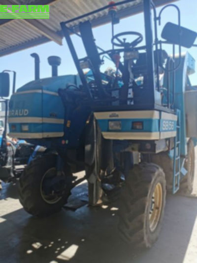 E-FARM: New Holland sb56 - Grape harvester - id DIWLJHN - €13,900 - Year of construction: 1998