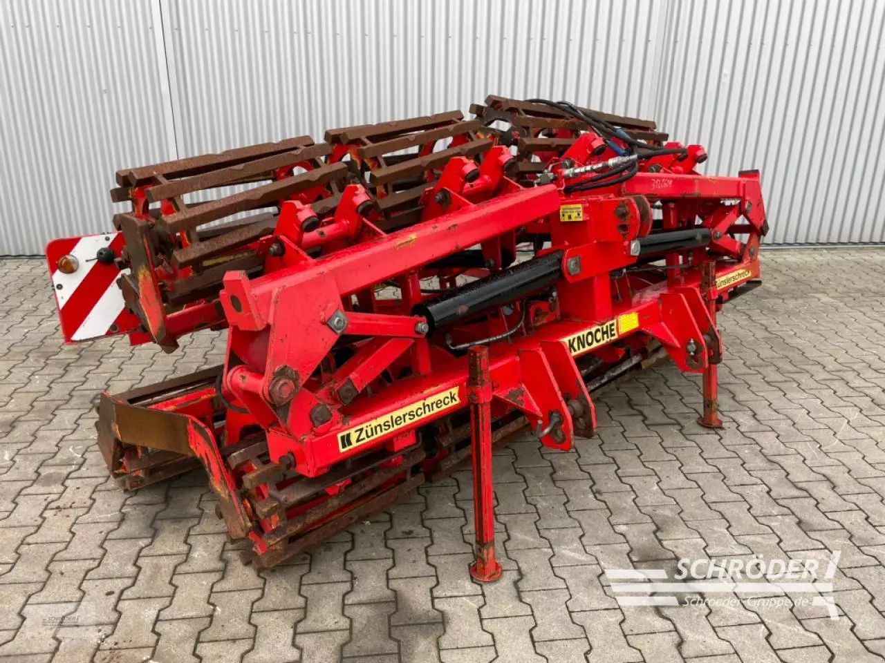 E-FARM: KNOCHE zünslerschreck zls-5 - Dyrkning, øvrige - id B864KZW - 3.950 € - Produktionsår: 2011 - Tyskland