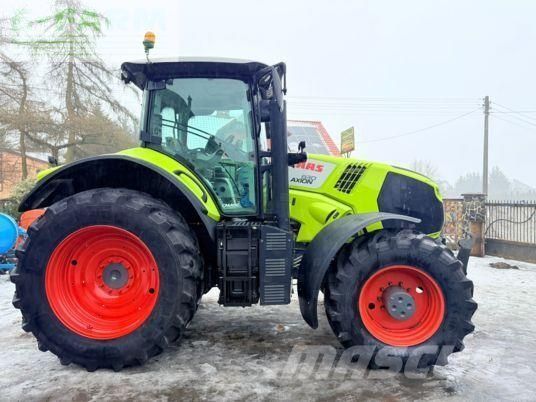 Claas Axion 830 Tractor €70,585