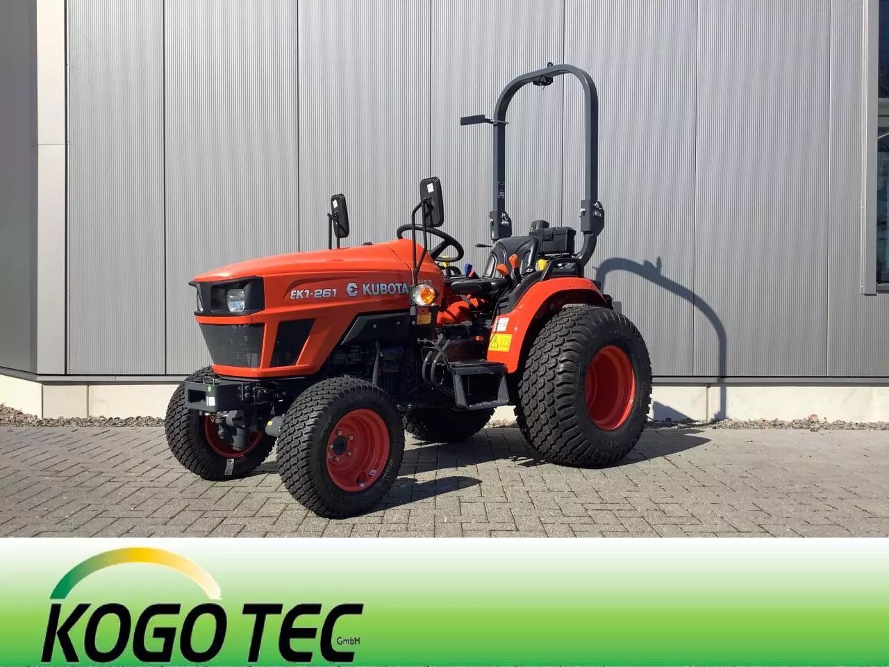 Kubota EK1-261 HST Tractor
