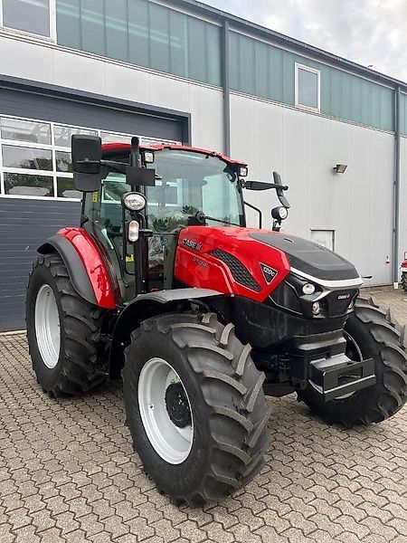Case IH Farmall 120 C Trattore 66.700 €