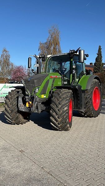 Fendt 724 Vario Profi Plus Traktor 202.000 €
