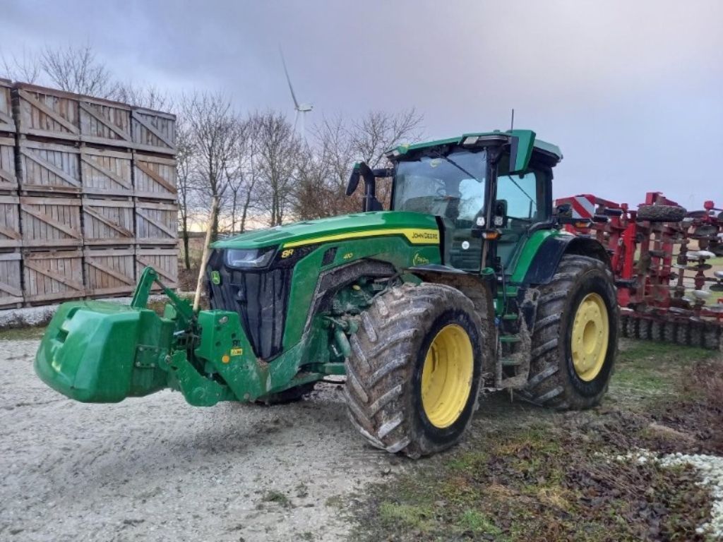 John Deere 8R 410 Tractor €190,000