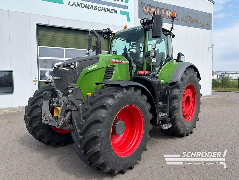 Fendt 728 Vario Profi Plus Tractor €247,885