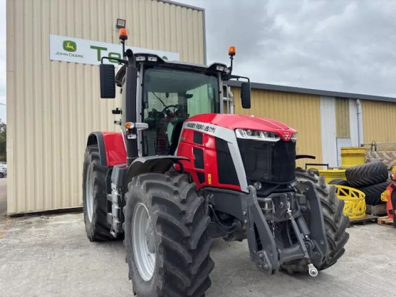 Massey Ferguson 8S.205 Traktor 95.000 €