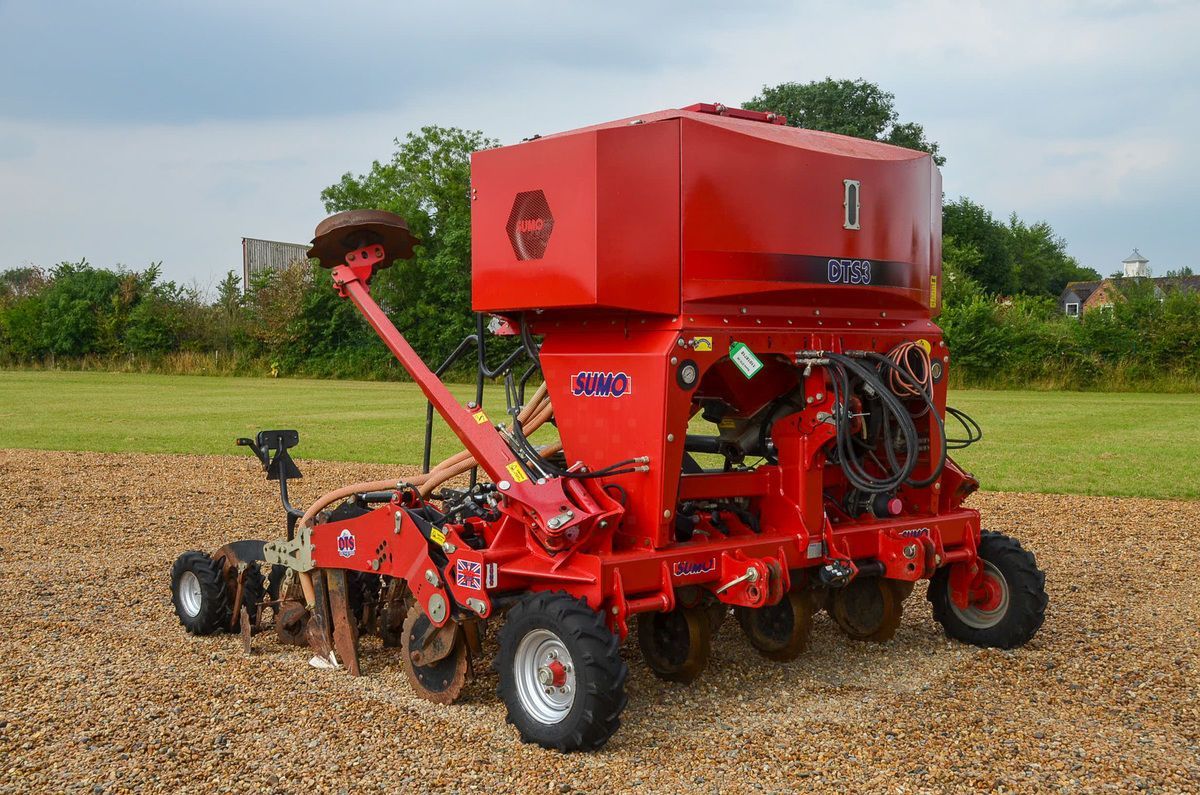 E-FARM: Sumo dts direct drill 3m - Semoir direct - id 79QBKJY - 23 104 € - Année: 2014 - Royaume-Uni