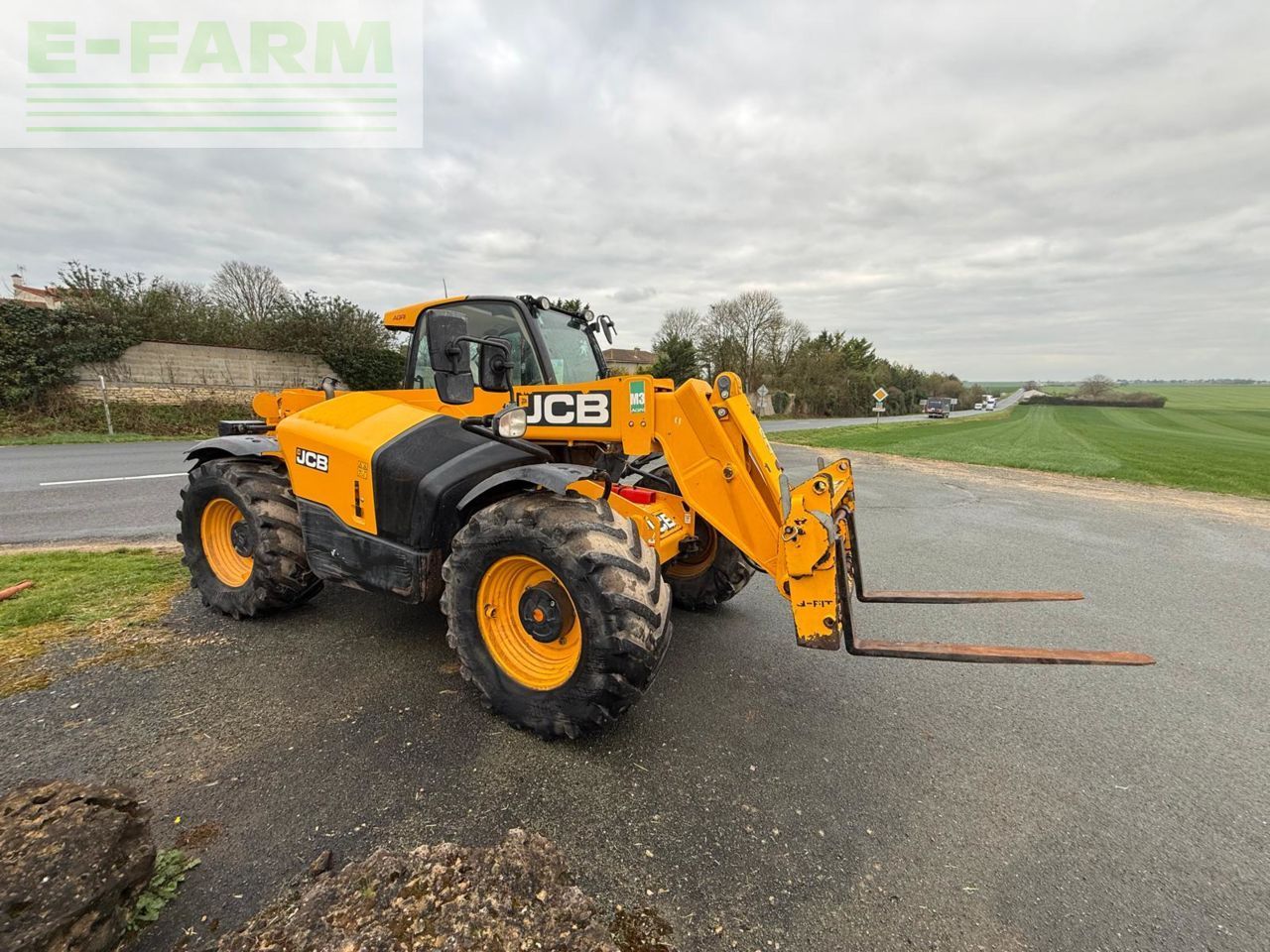 JCB 531-70 AGRI Manipulador telescópico 48.700 €