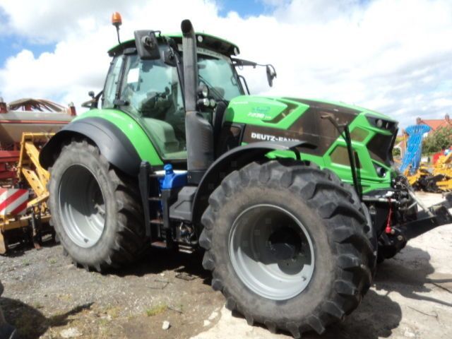 Deutz-Fahr AgroTron 7230 TTV Tractor