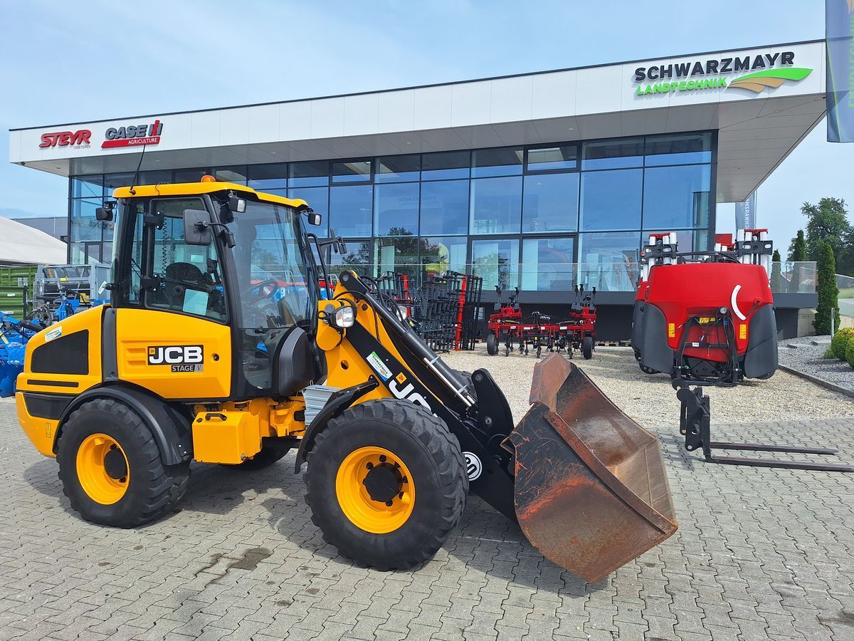 E-FARM: JCB 407 sv - Ładowarka kołowa - id YFBUALJ - 44 016 € - Rok produkcji: 2021 - Motogodziny: 905,Moc silnika: 65,Austria