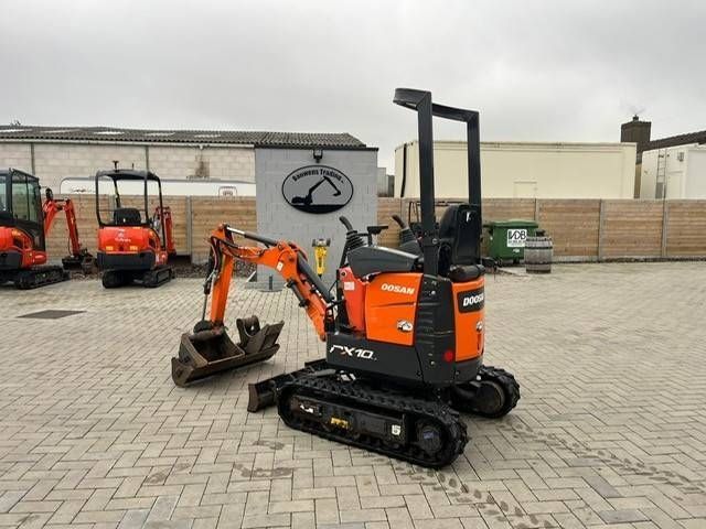 Doosan DX10Z Mini excavator €15,500