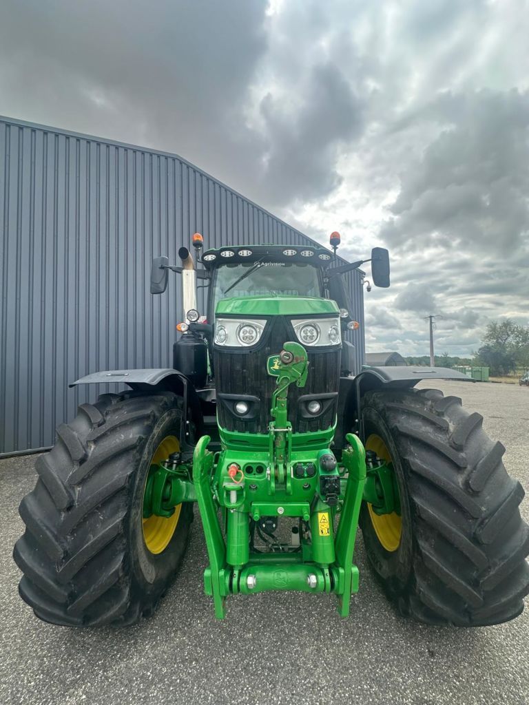 John Deere 6250 R Tractor €134,500