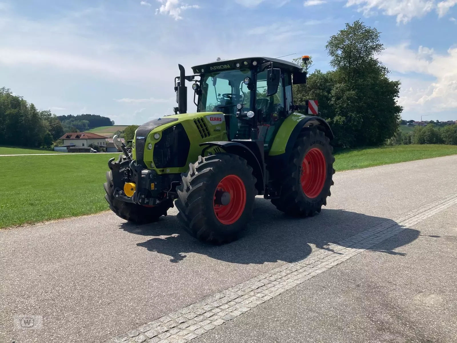 E-FARM: Claas Arion 530 CMATIC - Tractor - id FWRCEVJ - 120.750 € - Año: 2024 - Horas: 300,Potencia del motor: 145,Austria