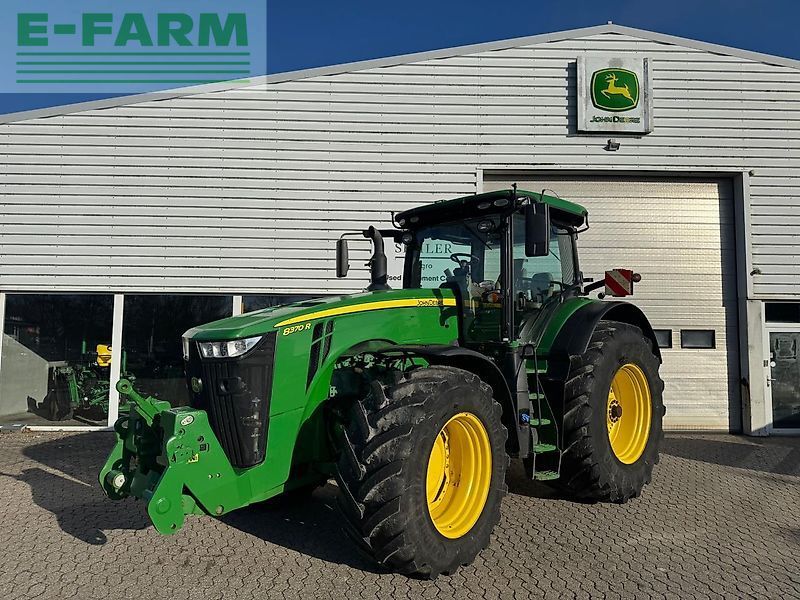 John Deere 8370 R Tractor €110,406