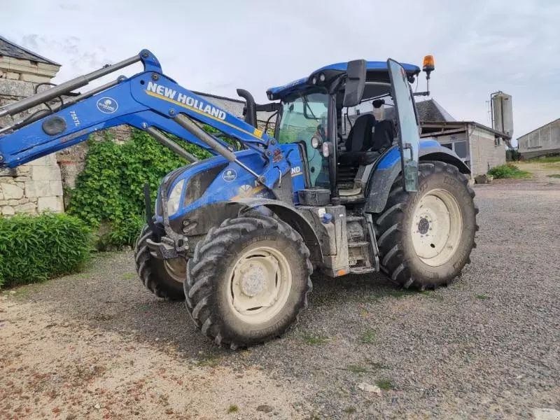 E-FARM: New Holland T6.145 - Tractor - id RCKPUMU - 70.000 € - Año: 2020 - Horas: 1220,Potencia del motor: 120,Francia