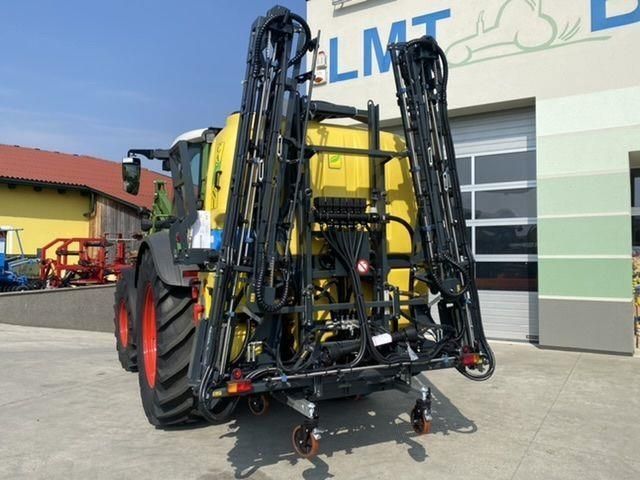 Caffini profarmer 1200l 15m Sprayer €21,583