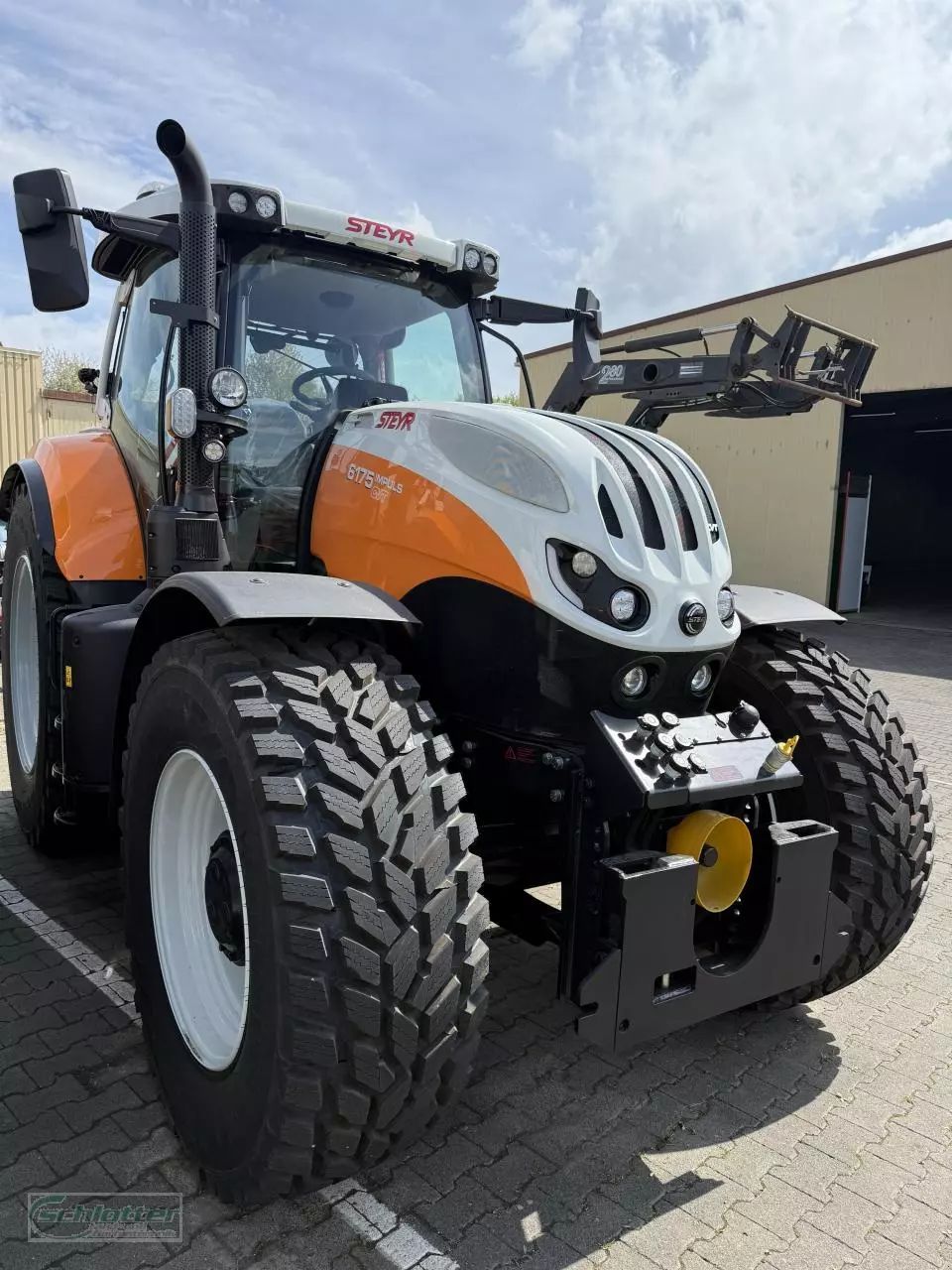 E-FARM: Steyr Impuls 6175 CVT - Tractor - id RG3KUIT - €139,411 - Year of construction: 2025 - Engine hours: 2,Engine power (HP): 175,Germany