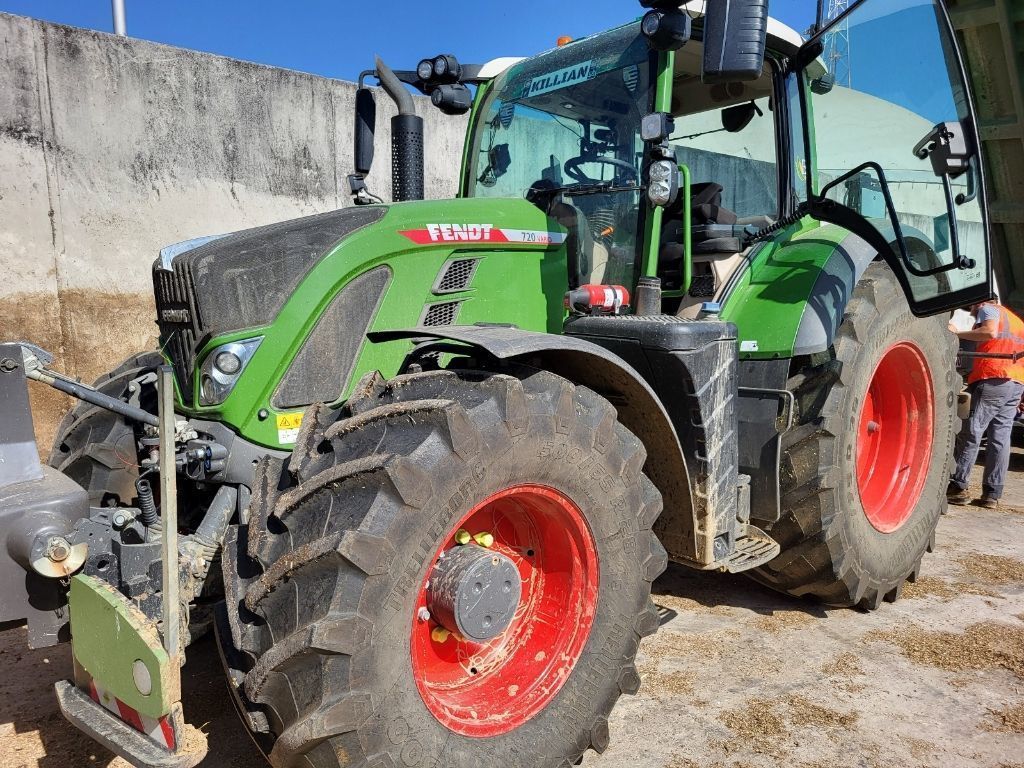 Fendt 720 Vario Tractor €126,000