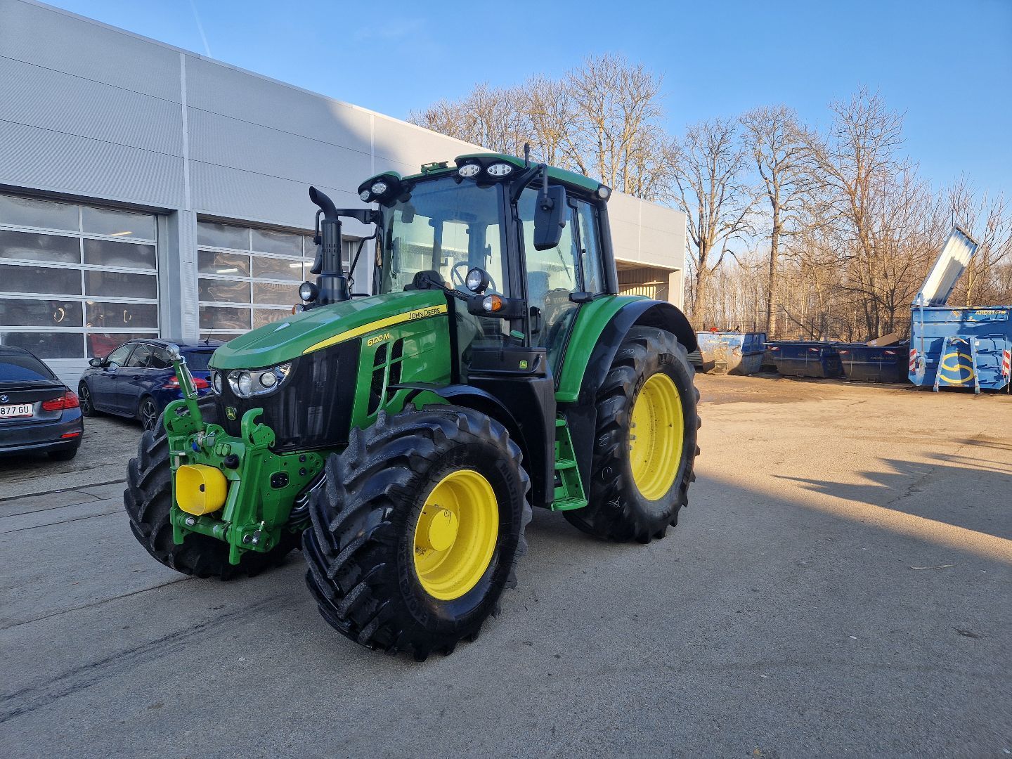 John Deere 6120 M Tractor 124.917 €