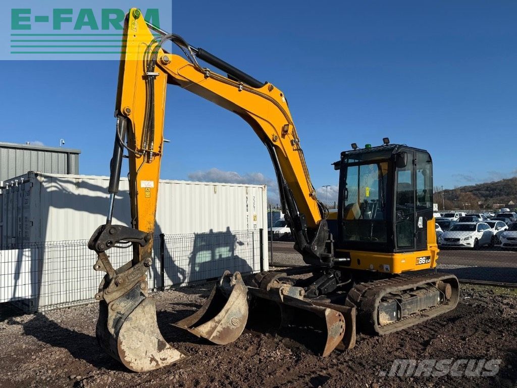 JCB 86 c-2 Mini-pelle 49 130 €