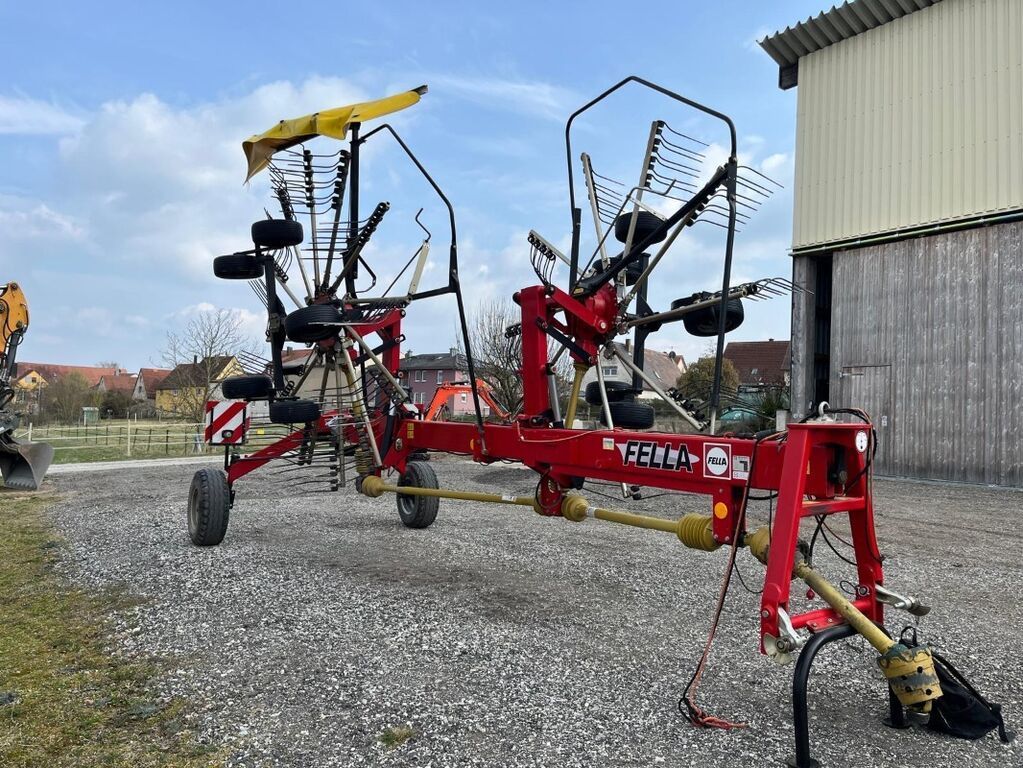 E-FARM: FELLA TS 1402 - Faneuse - id IBEKSZ3 - 10 500 € - Année: 2013 - Allemagne