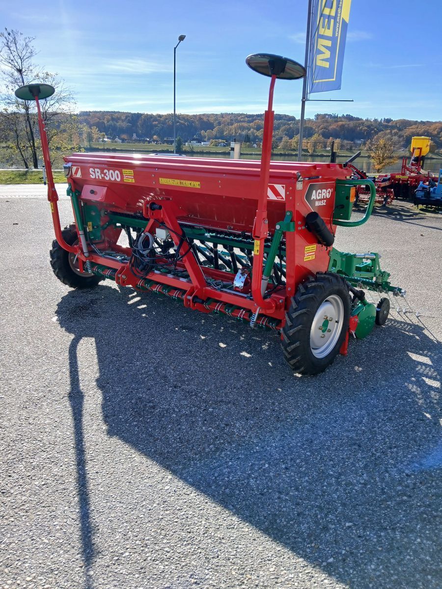 AGRO-MASZ sr-300 Drill €9,584